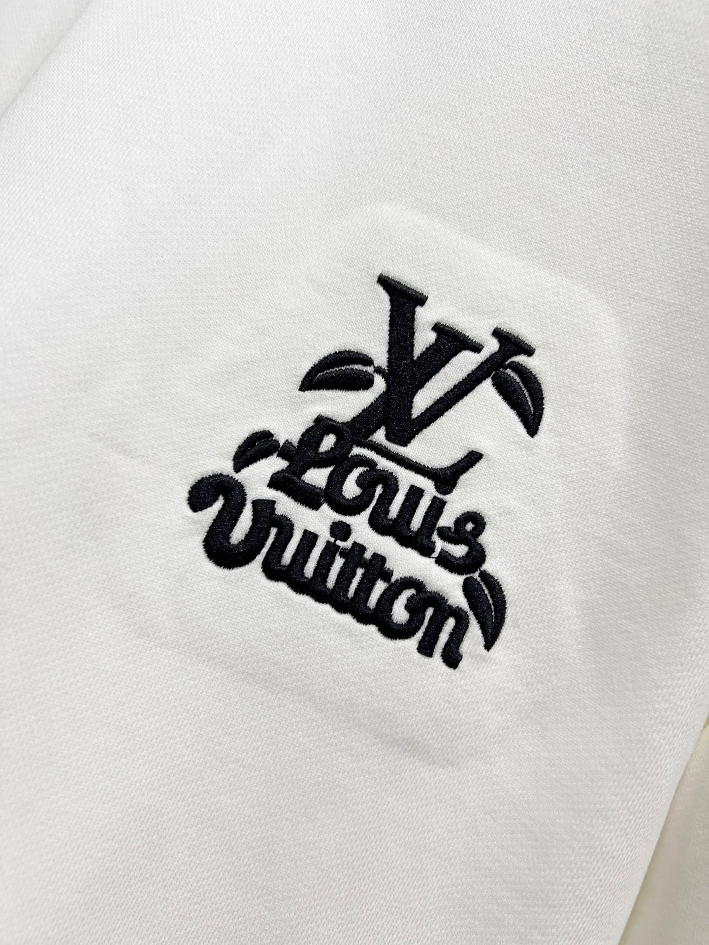 🅿️290 1v Louis* 2025 autumn and winter new style, customized 430g double yarn fabric, round neck long-sleeved sweatshirt, colorful three-dimensional towel embroidery design, high-end version! The same loose version for men and women S M L XL XXL five sizes color black white